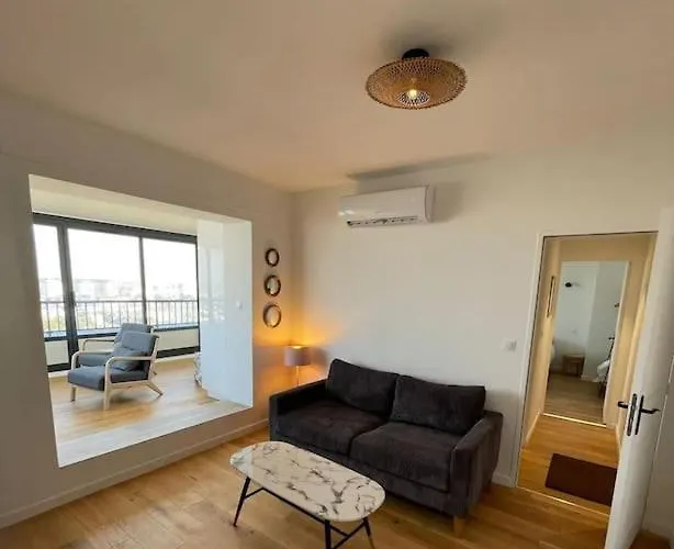 Penthouse / 2 Bedrooms In Center Of